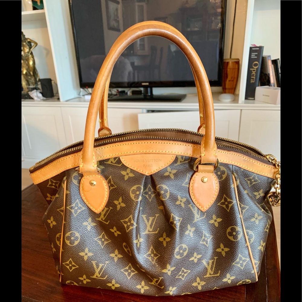 100% Authentic Louis Vuitton Tivoli PM Handbag